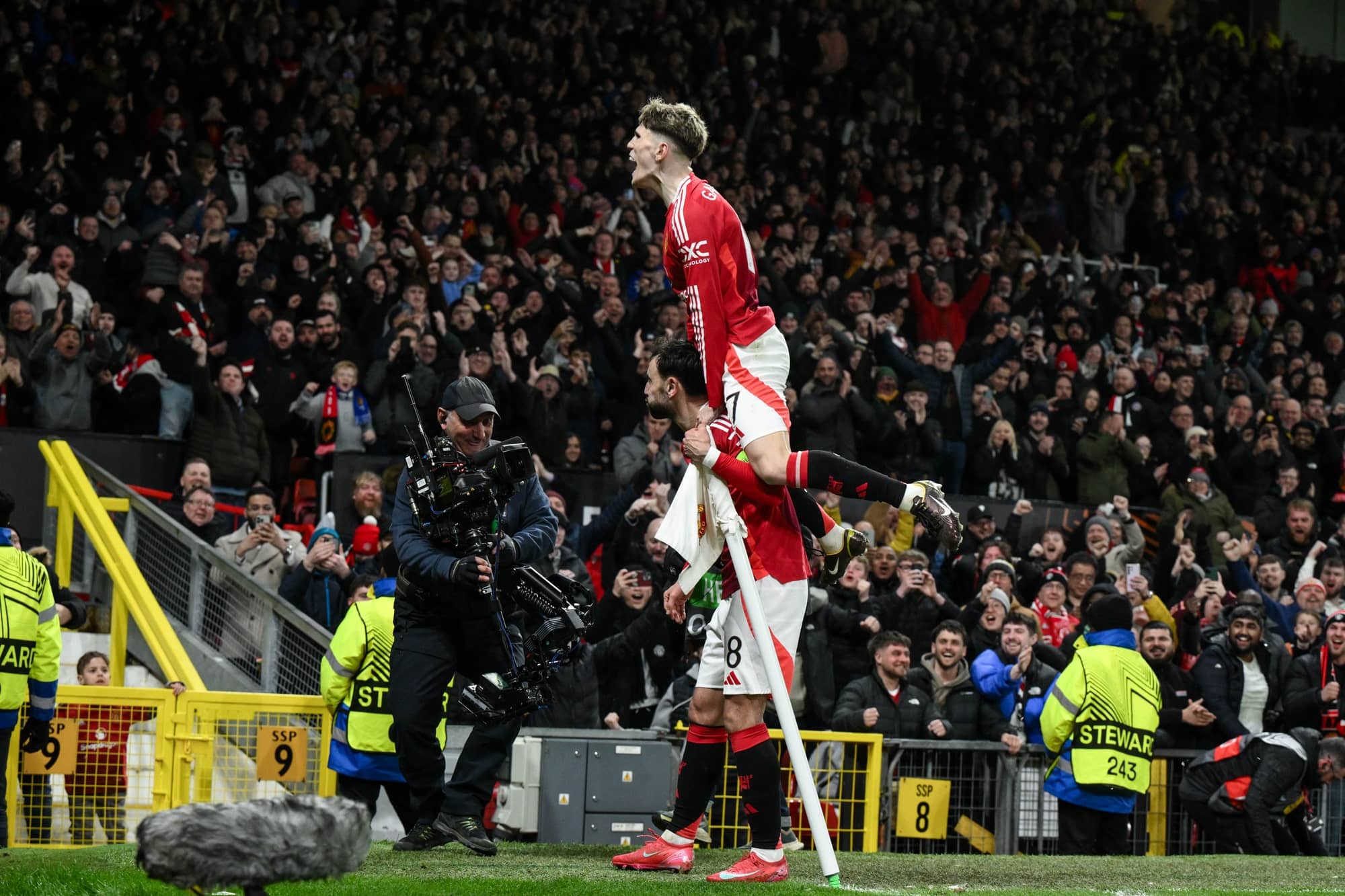 Manchester United — stadion