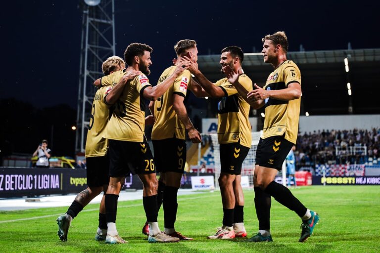 Polonia Warszawa – ŁKS Łódź: typy, kursy, analiza (09.03.26)