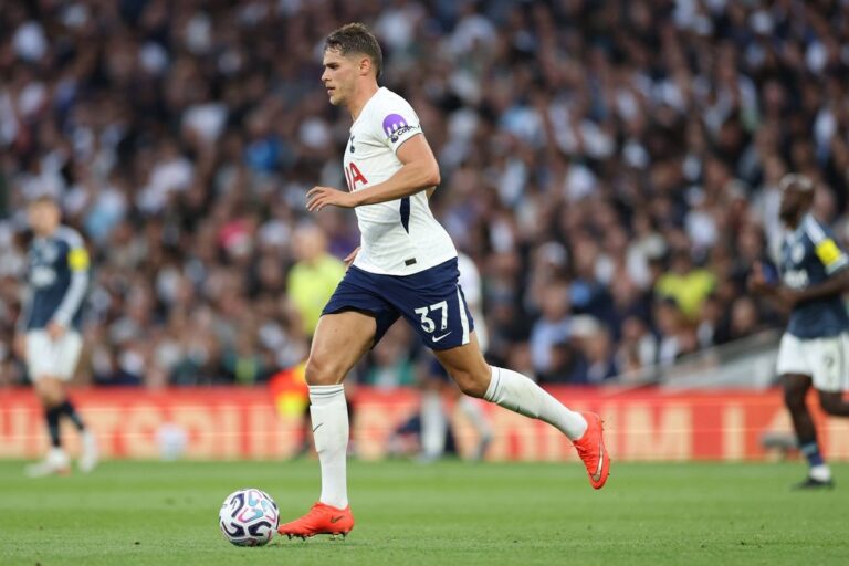 Tottenham – Aston Villa: typy, kursy i analiza (19.09.26)